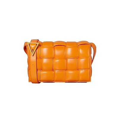 [스페셜오더]BOTTEGA VENETA-591970 보테가 베네타 캐러멜 패딩 카세트 백