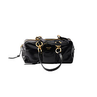 PRADA-1BB138 프라다 화이트 댕글 가죽 미디엄 탑 핸들 백