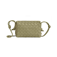 BOTTEGA VENETA-680254 보테가 베네타 블랙 미니 루프 카메라 백