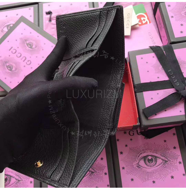 gucci-1019-008.jpg
