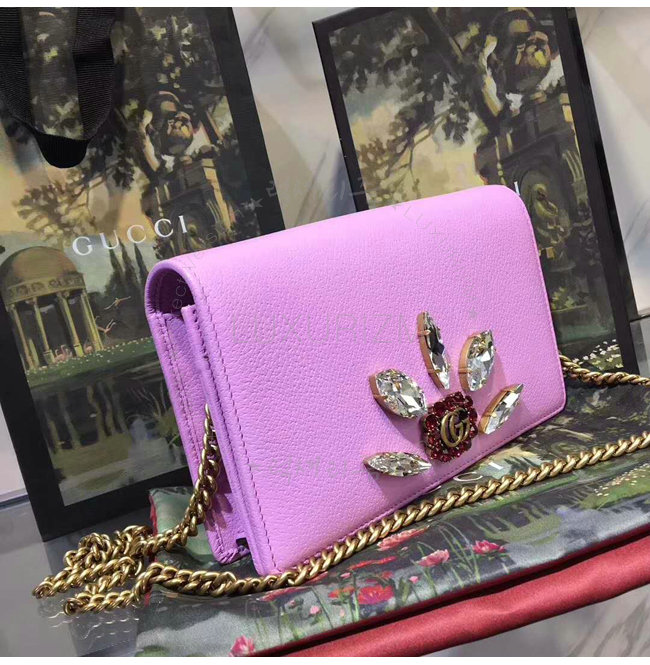 gucci-1127-002.jpg