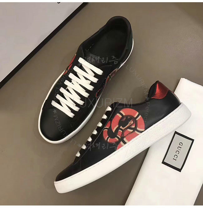 gucci-1228-5.jpg