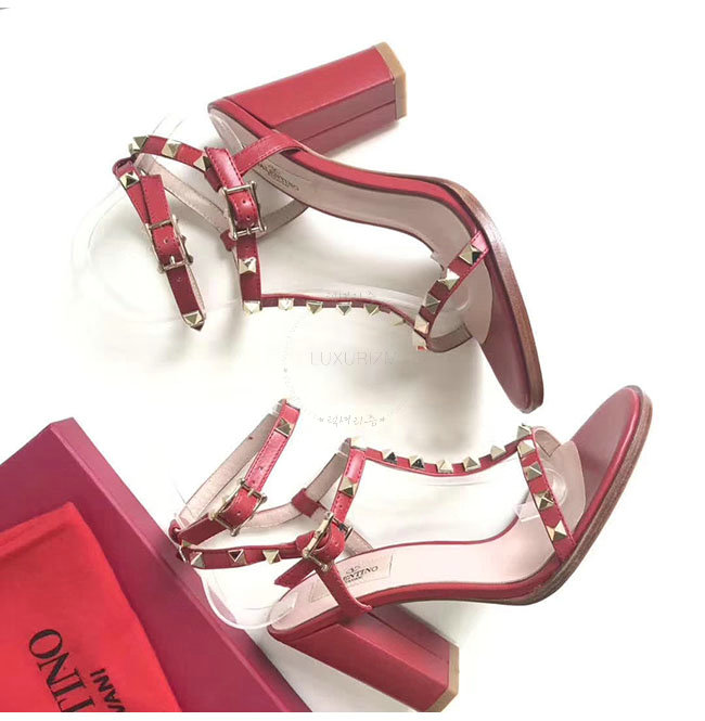 valentino3-0120-3.jpg