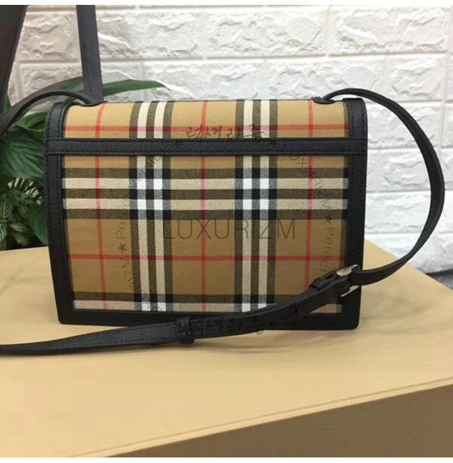 burberry5-1211-005.jpg