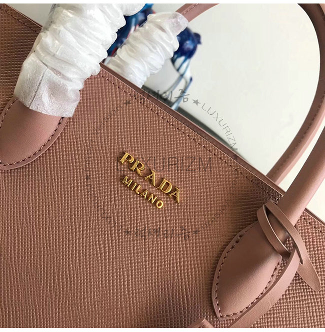 prada2-1225-006.jpg
