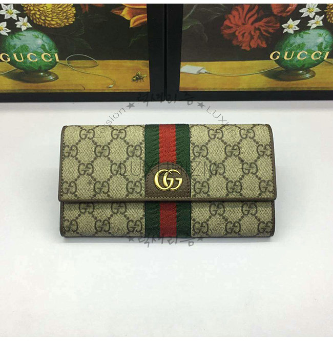 gucci-0123-002.jpg