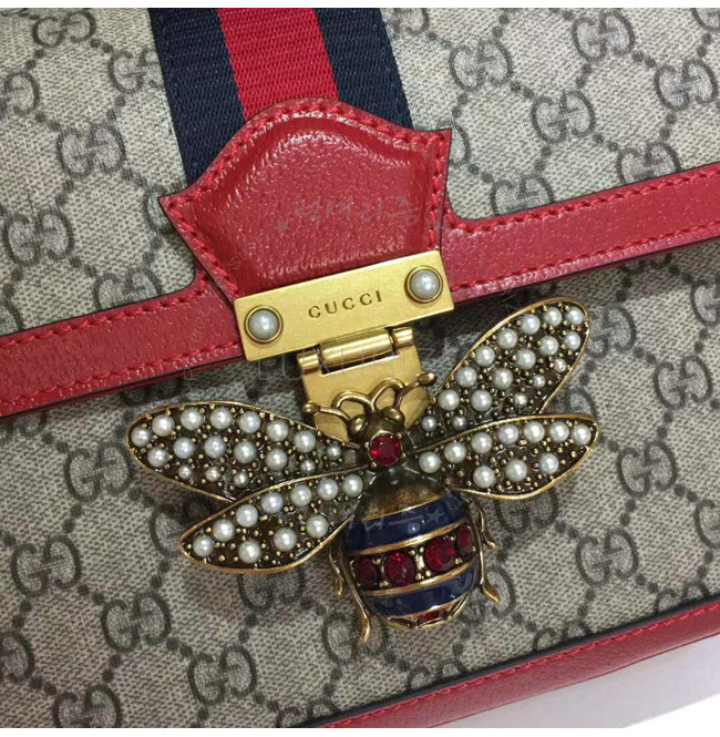 gucci1-0520-006.jpg